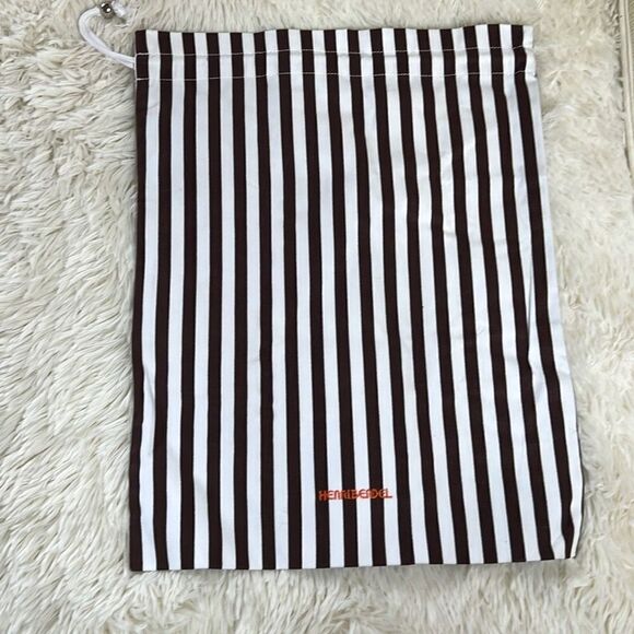 Henri Bendel Striped Embroidered Lingerie Dust/Travel Drawstring Bag Black White - Picture 4 of 5